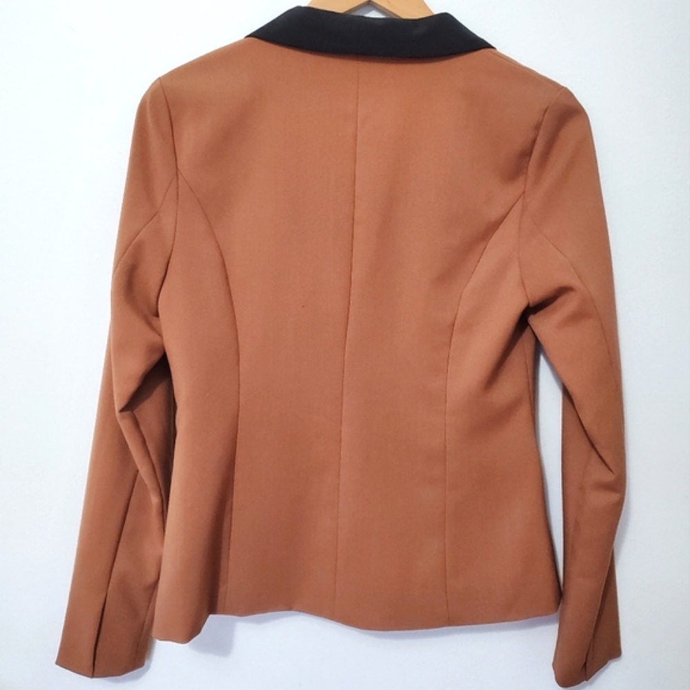 Ya Los Angeles Tan Blazer with Black Trim (Small) - Picture 4 of 6